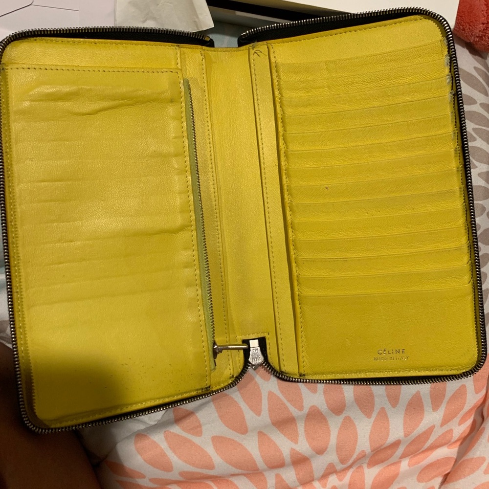 Celine travel/organizer wallet - Picture 4 of 8